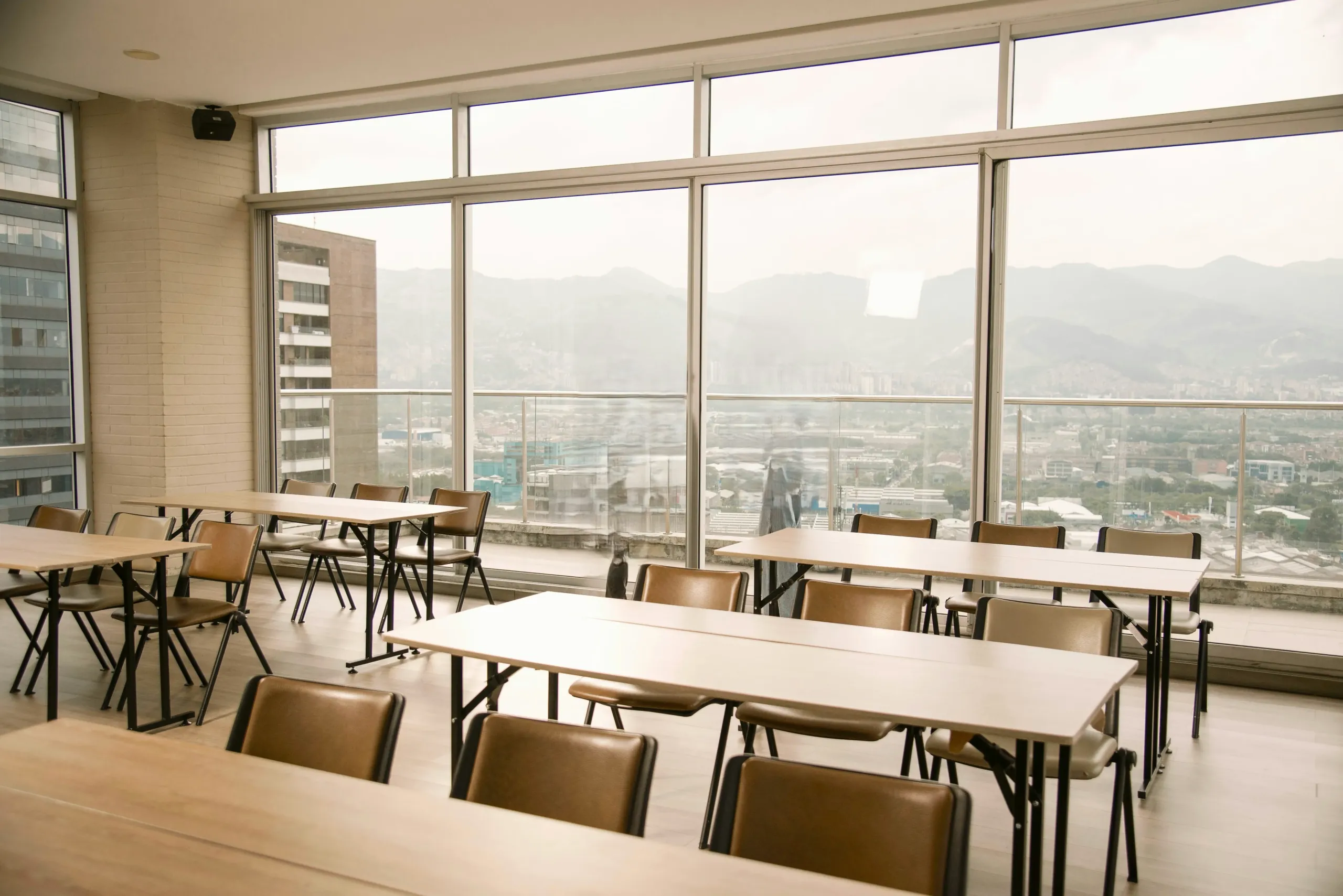 V Grand Hotel Medellín - Purpose 14