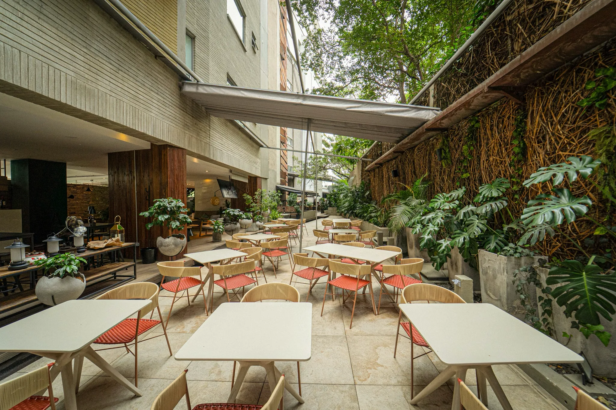 V Grand Hotel Medellín - Purpose 7
