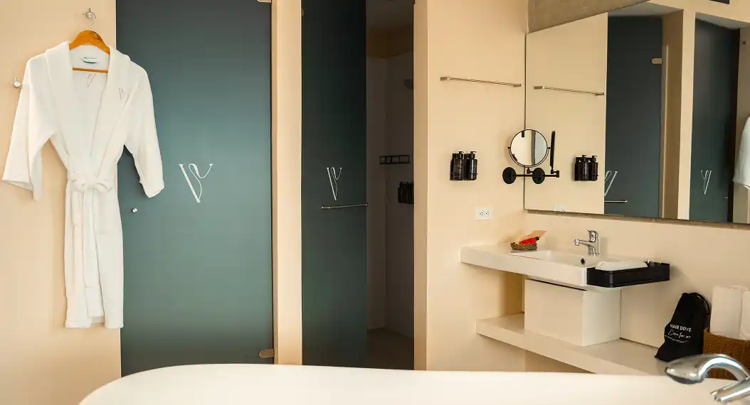 V Grand Hotel Medellín - Purpose 8