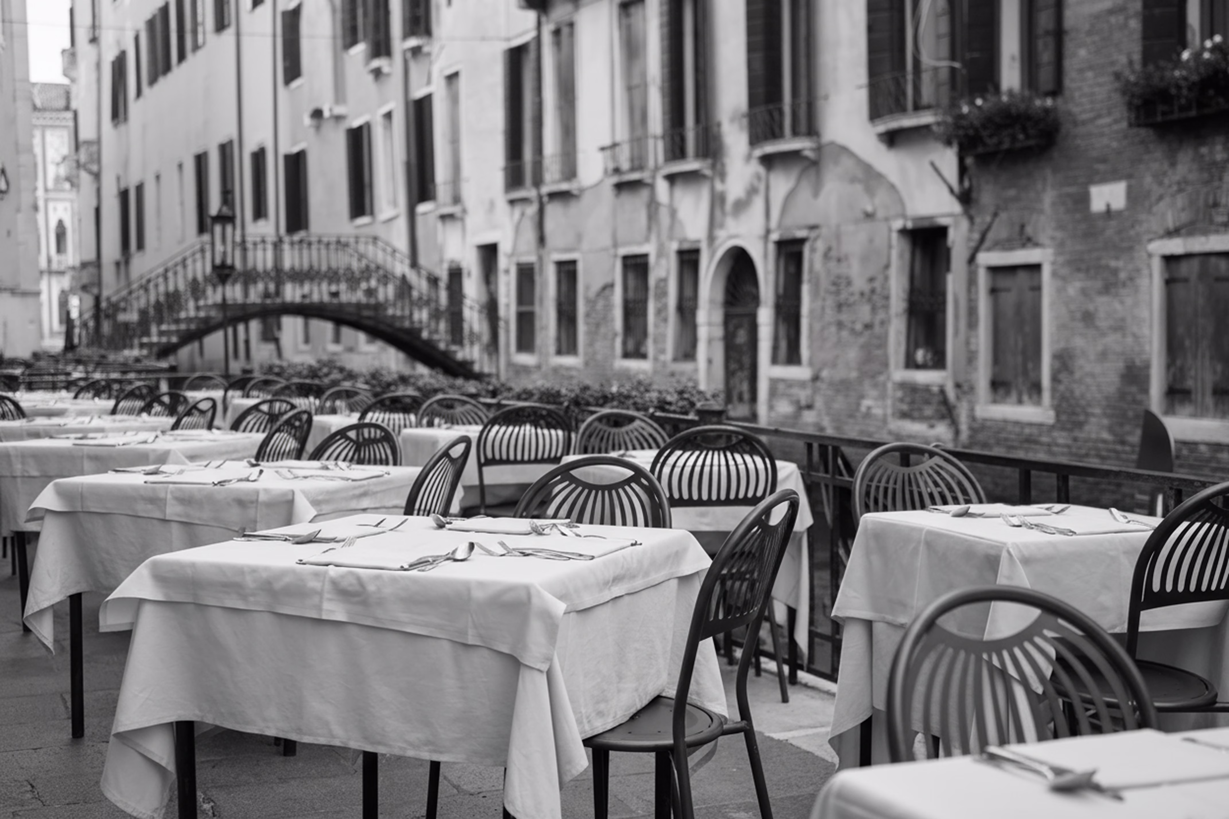 Tres Generaciones Section One 3